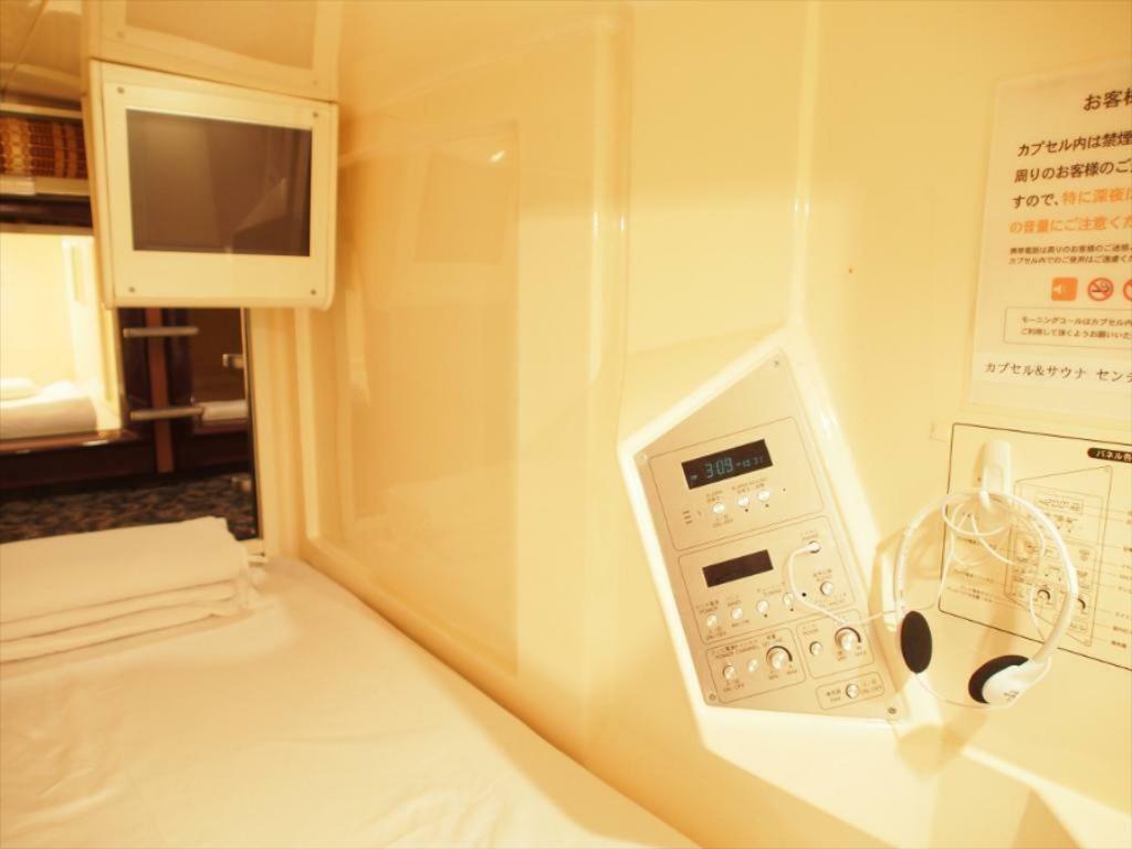 Capsule Hotel Shibuya Токио Экстерьер фото